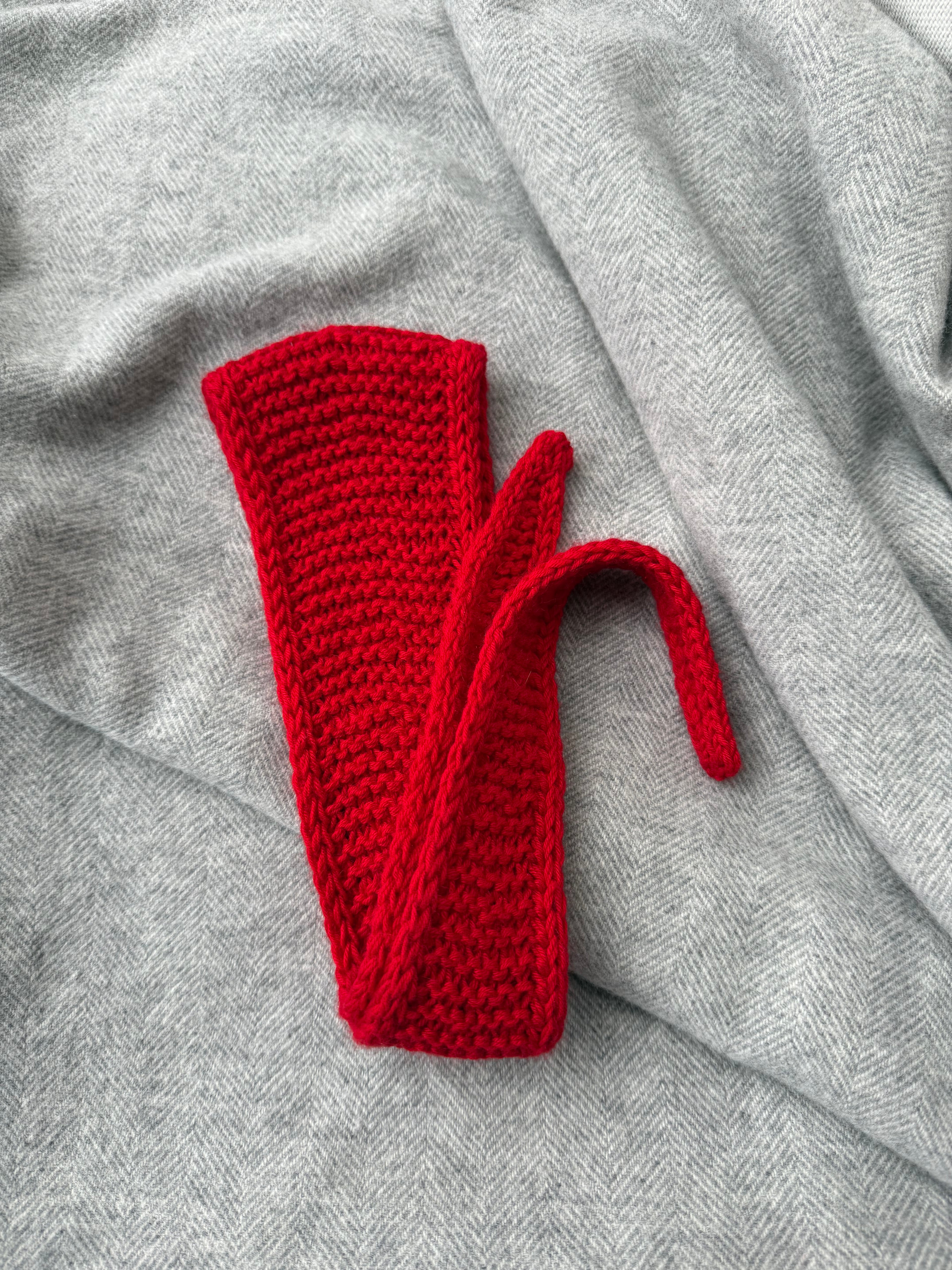 Handmade Knitted Bright Red Mini Scarf Neckwarmer Sophie Scarf Merino Yarn